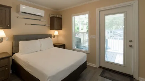 Premium Park Model 1 Bedroom — image 2 of 11