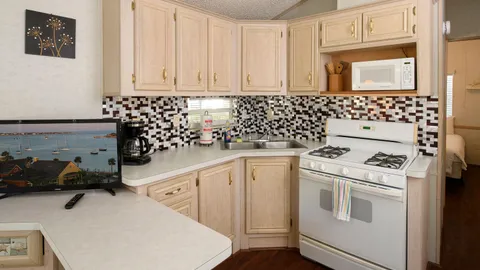 Premium Marshview Cottage — image 5 of 5