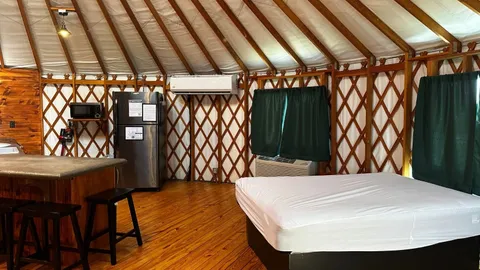 Modern Lodging - Peacekeeper — image 2 of 8