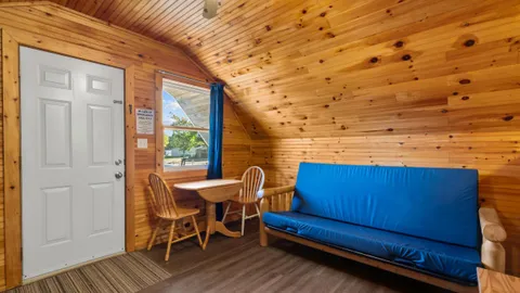 Deluxe Cottage — image 5 of 5