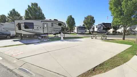 Deluxe Plus Full Hookup Pull-Through RV Site — image 1 of 3