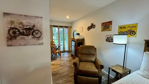 Double Full Room — image 2 of 11