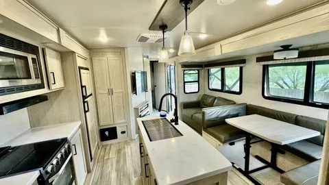 Rental Camper — image 2 of 16