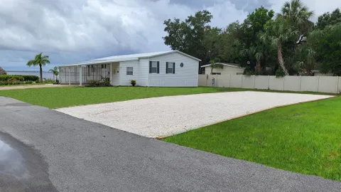 Premium River-Access RV Site 30/50 Amp — image 2 of 2