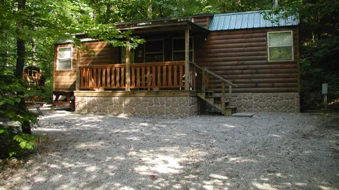 Cindy Bear Double Loft Cottages — image 1 of 6