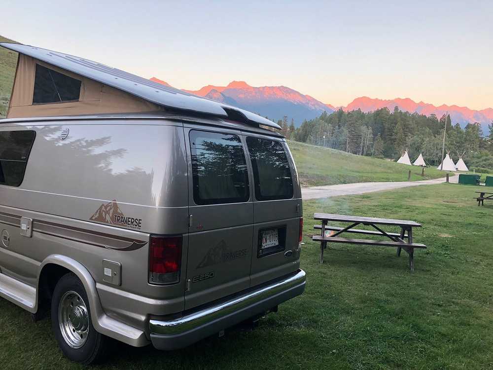 Lakeshore Resort and Campground - Windermere, BC - Photo 2