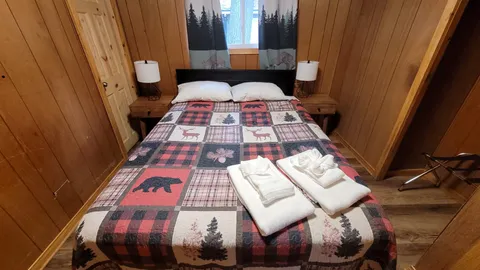 Slipper Cabin — image 26 of 26