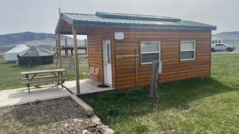 Cabin 2 — image 3 of 3
