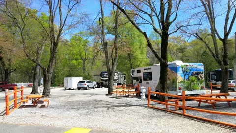 Small RV — image 5 of 5