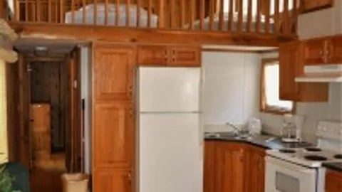 Partial Lake View 1 Bedroom w/ Loft — image 8 of 8