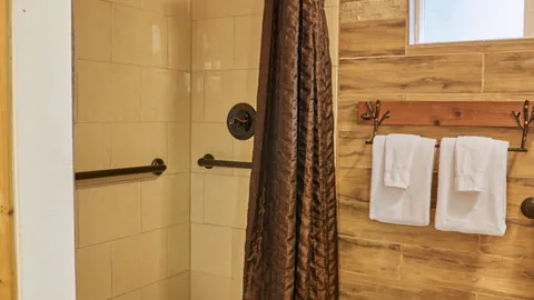 1 Room Cabin W/ Kitchen ADA — image 2 of 7