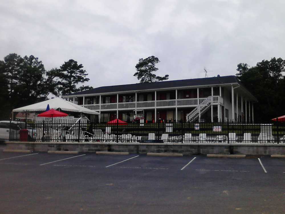 River's Rest Marina & Resort - Photo 4