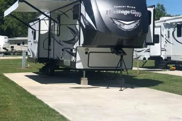 Trinity Bay RV & Lodging – photo 1
