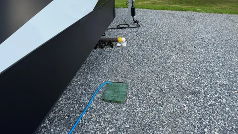 Premium 30/50 Amp Creekside RV Site — image 2 of 7