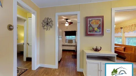 Colonial Home Cottage — image 2 of 8