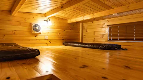 Three Rivers Bungalow — image 2 of 6