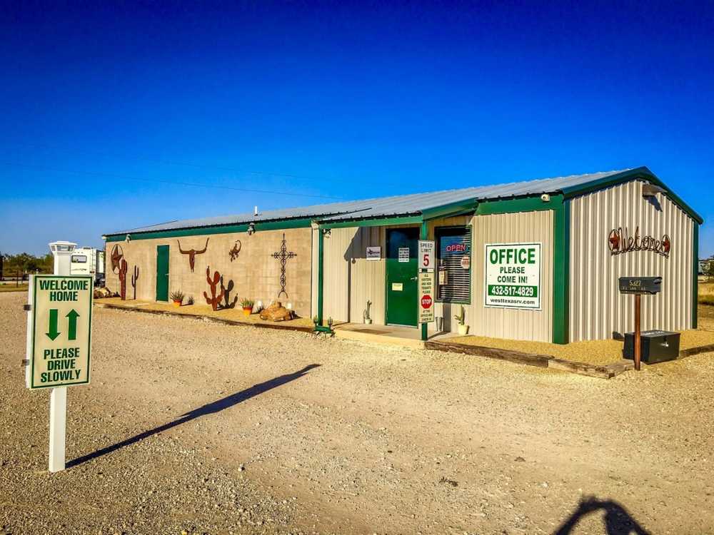 West Texas Friendly RV Parks - Big Spring, TX - Photo 5