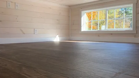 Meadowbrook Cottage — image 2 of 8