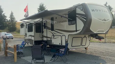 Pull-Thru | Full Hook Up RV Site — image 9 of 9