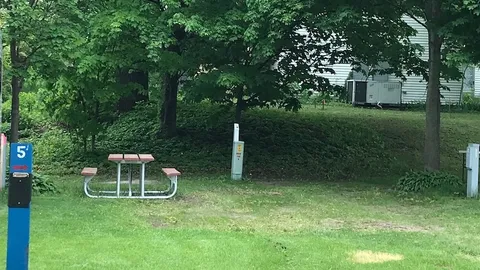30 & 50 AMP Back-In RV & Tent Sites w/shade — image 1 of 5