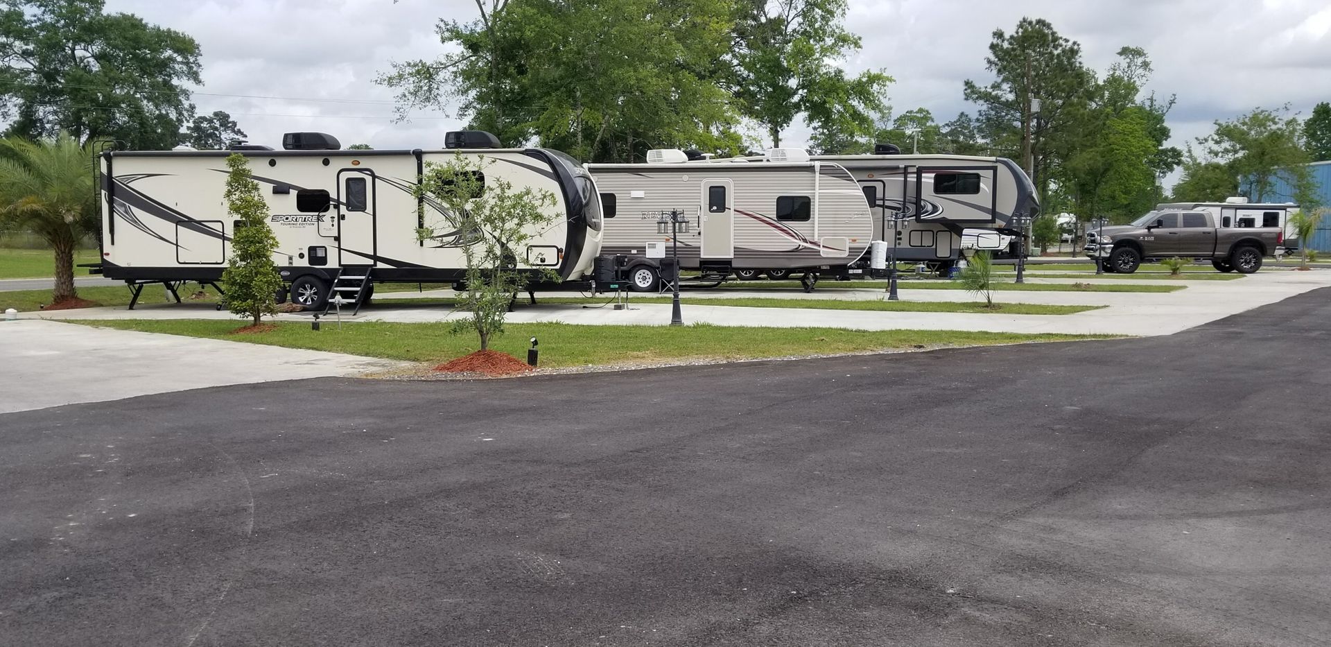 Twelve Oaks RV Park