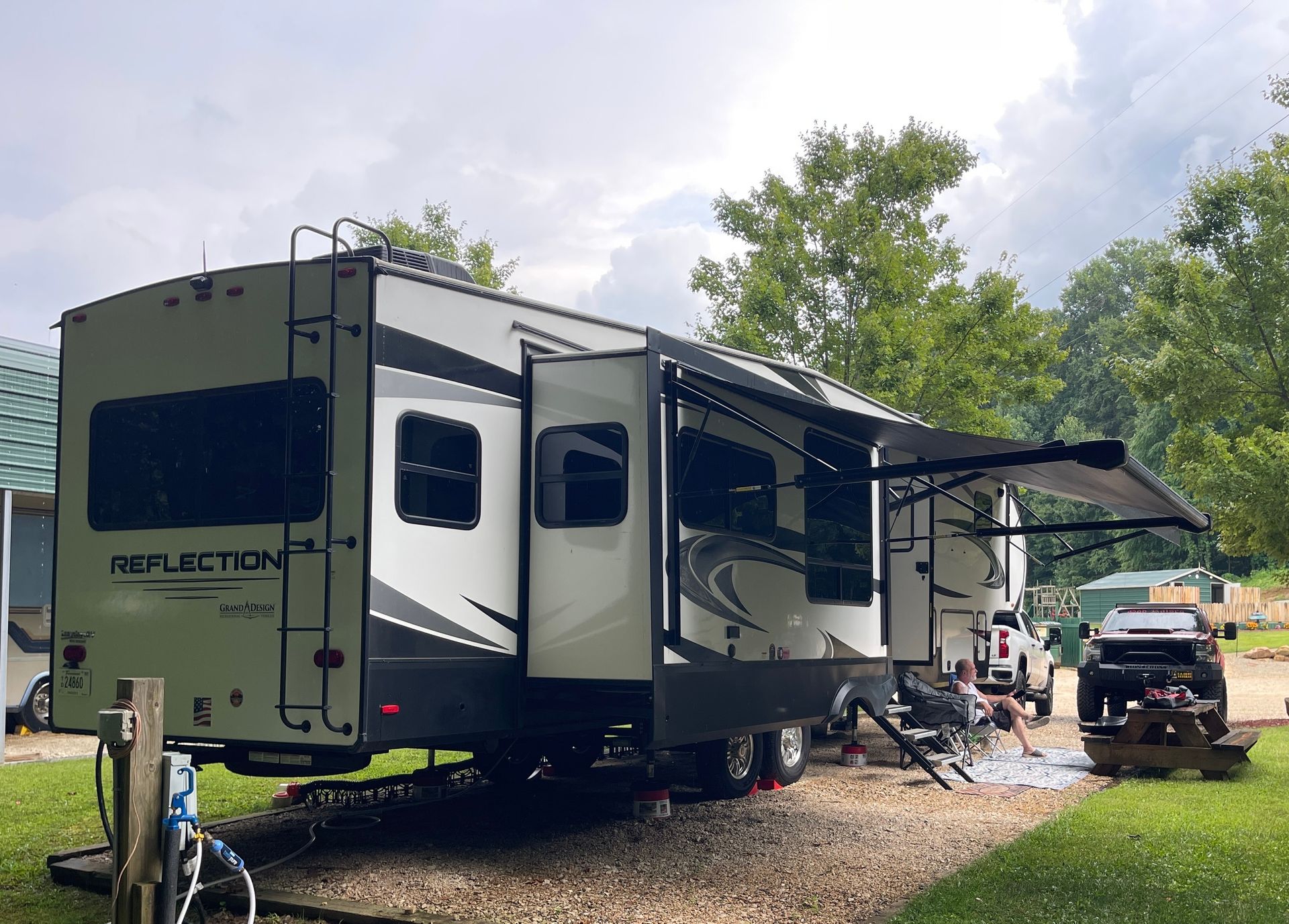 Little Pond Mountain RV & Campground - Hampton, TN