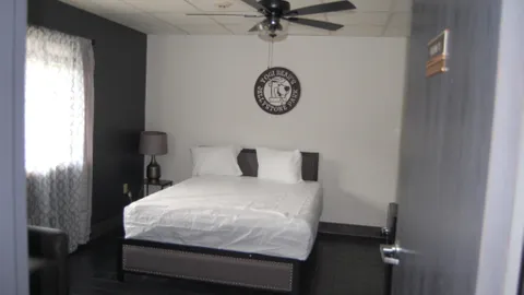 The Lodge Motel Rooms — image 1 of 5