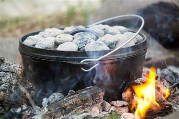 Saturday, October 5th - Dutch Oven Cooking Competition