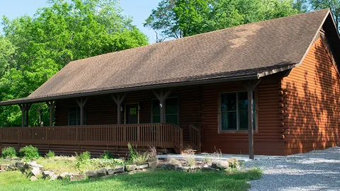 Hilltop Lodge — image 1 of 14