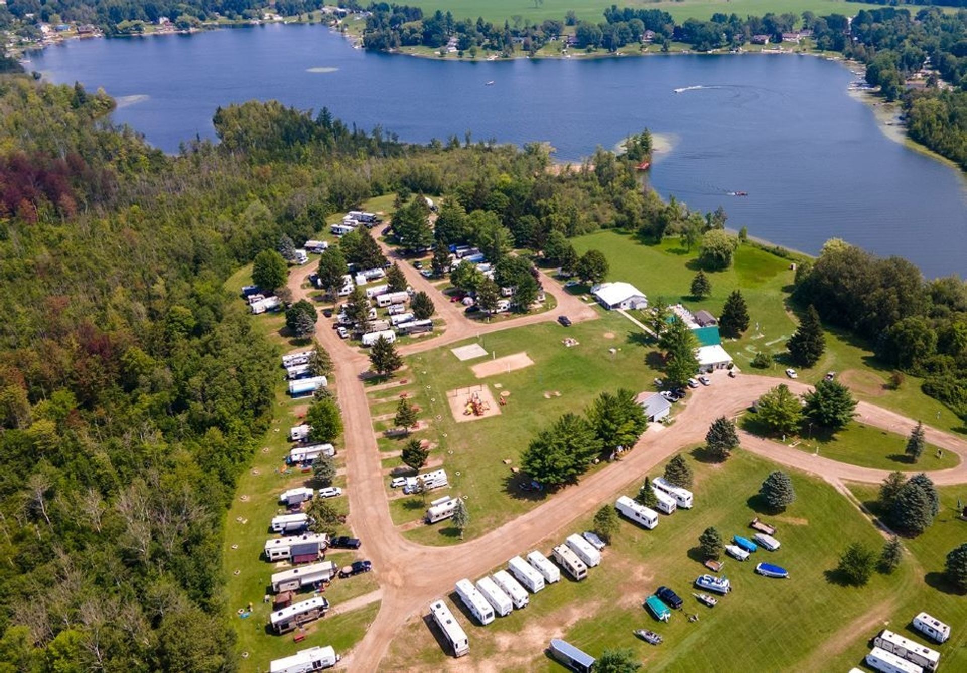 Jellystone Park™ Lake of the North