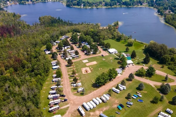 Jellystone Park™ Lake of the North – photo 1