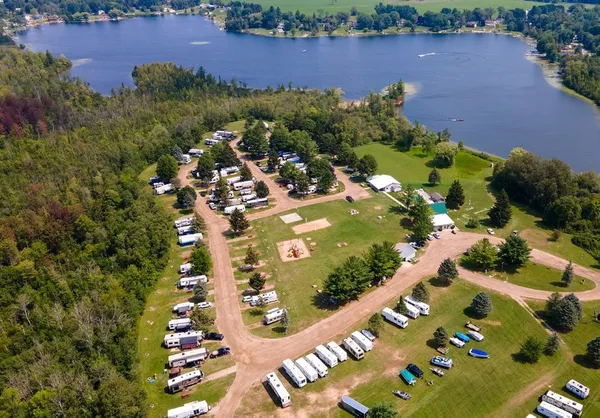 Jellystone Park™ Lake of the North campground