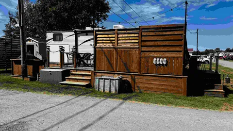 Cozy Camper by The Beach - Sleeps 7 — image 1 of 15