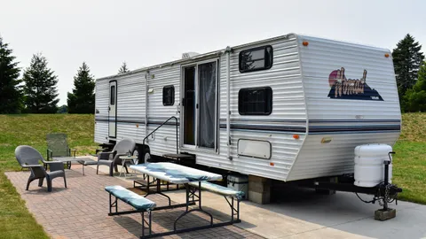 Bunkhouse trailer — image 1 of 1