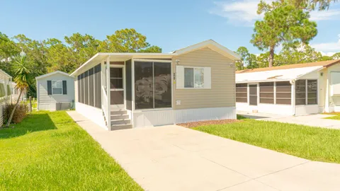 Gold 2 Bedroom Rental — image 1 of 6