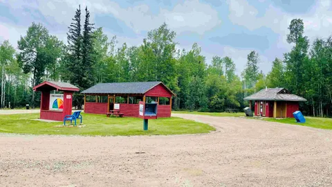 Day Use Shelter — image 2 of 3