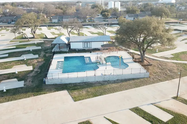 Wake and Lake RV Resort – photo 1