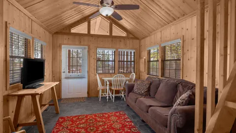 Juniper 1 Bedroom — image 2 of 12