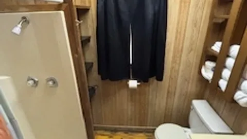 Studio Fishermans Cabin — image 2 of 5