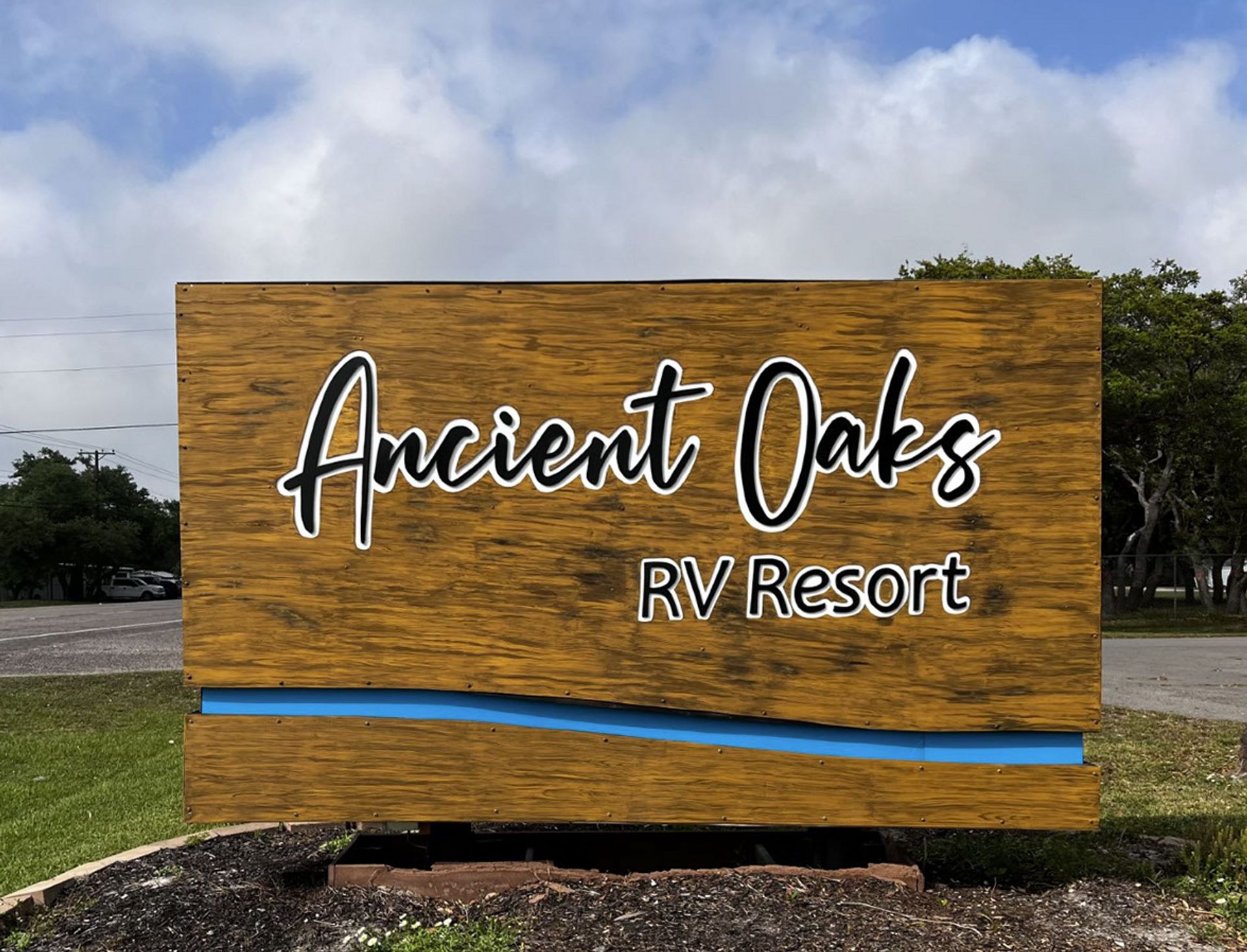 Ancient Oaks RV Park