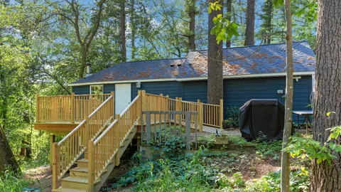 Mirror Lake Retreat — image 2 of 9
