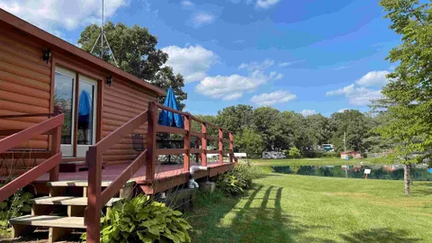 LAKEVIEW LODGE — image 1 of 8