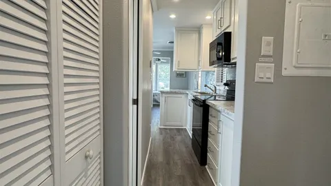 Diamond 2 Bedroom — image 10 of 10