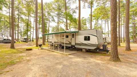 RV Rental — image 2 of 11