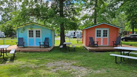 Cabin — image 4 of 4