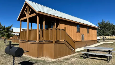 COTTAGE - with bunks — image 1 of 11