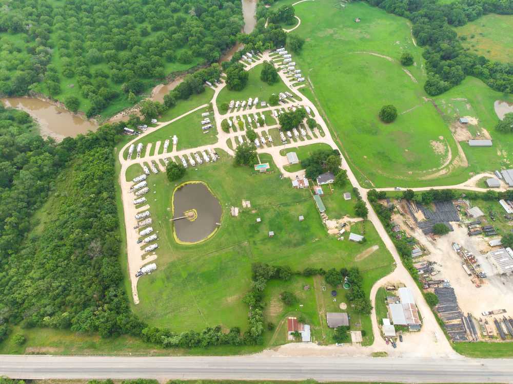 Patriot RV Park - Luling