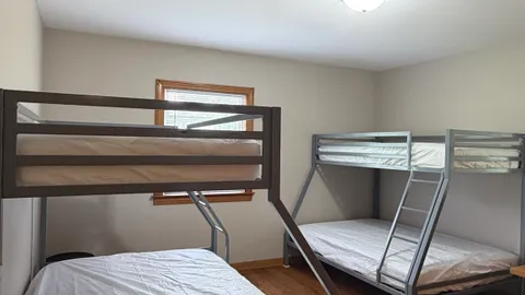 Guesthouse — image 7 of 7