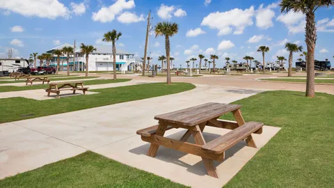 Lakefront Patio Site w/ Dog Pen — image 2 of 10