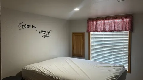 Modern Lodging - Anglers Oasis — image 10 of 10